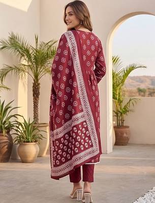 Women Ethnic Motifs Printed Pleated Kurta with Trousers & With Dupatta 3