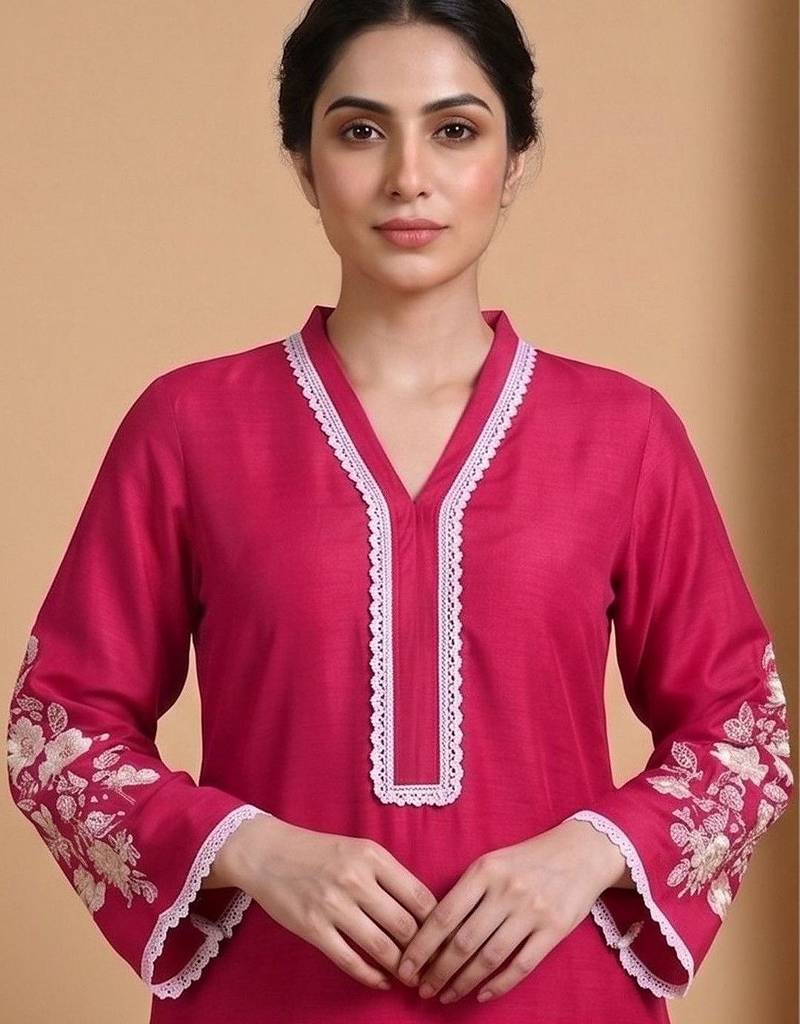 Women Floral Embroidered Regular Thread Work Kurta with Trousers & With Dupatta