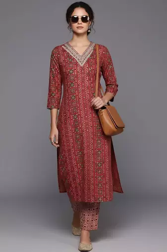 Women Ethnic Motifs Printed Regular Kurta with Trousers & With Dupatta