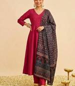 Women Ethnic Motifs Regular Kurta with Trousers & With Dupatta