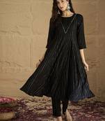 Women Striped Round Neck Gotta Patti Silk Crepe Kurta with Trousers