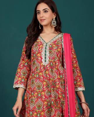 Women Floral Printed Regular Kurta with Dhoti Pants & With Dupatta 2
