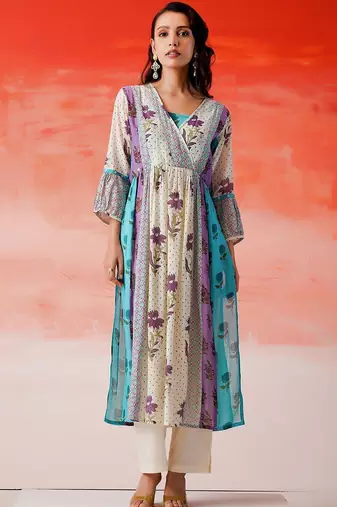 Women Floral Printed Angrakha Kurta with Trousers