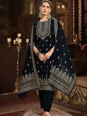 Women Ethnic Motifs Embroidered Thread Work Velvet Kurta Trousers With Dupatta 5