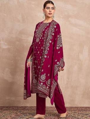 Women Ethnic Motifs Embroidered Kurta with Trousers & Dupatta 3