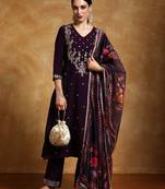 Women Floral Embroidered Regular Kurta with Trousers & With Dupatta