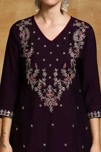 Women Floral Embroidered Regular Kurta with Trousers & With Dupatta