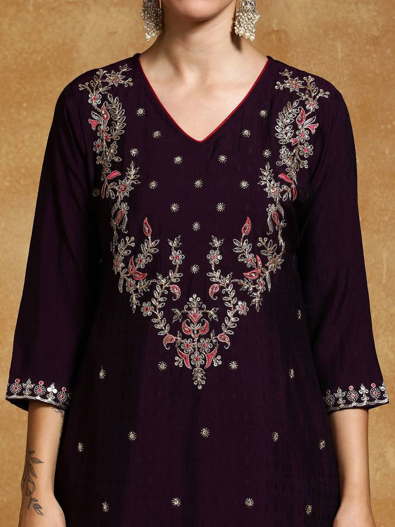 Women Floral Embroidered Regular Kurta with Trousers & With Dupatta