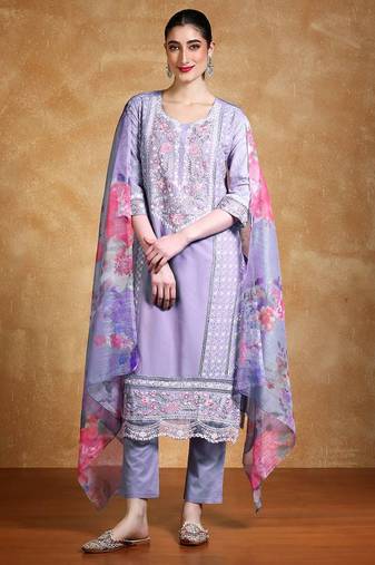 Women Floral Embroidered Kantha Work Pure Cotton Kurta Trousers & With Dupatta