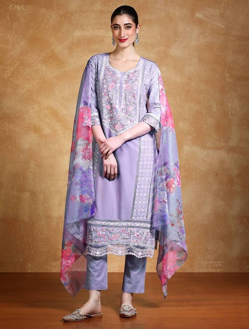 Women Floral Embroidered Kantha Work Pure Cotton Kurta Trousers & With Dupatta