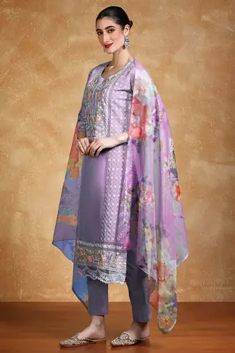 Women Floral Embroidered Kantha Work Pure Cotton Kurta Trousers & With Dupatta