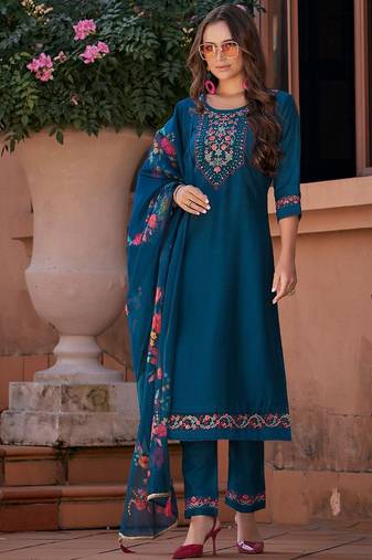Floral Yoke Design Thread Work Straight Kurta With Trouser And Dupatta