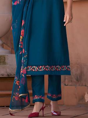 Floral Yoke Design Thread Work Straight Kurta With Trouser And Dupatta 3