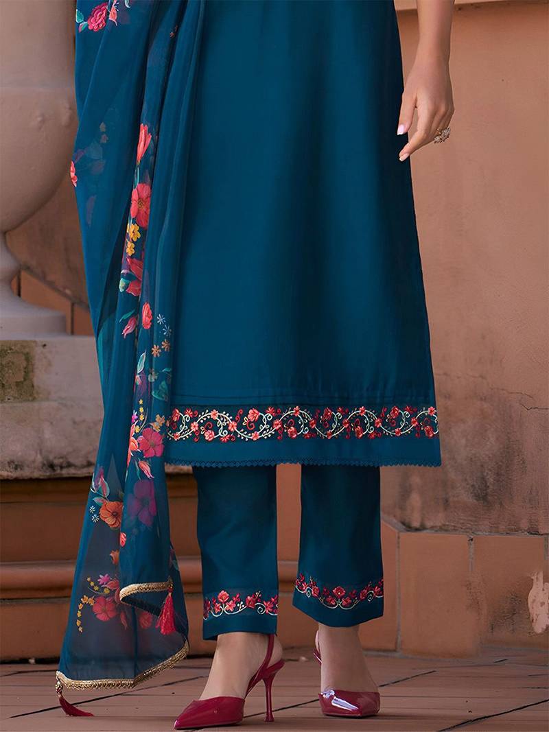 Floral Yoke Design Thread Work Straight Kurta With Trouser And Dupatta