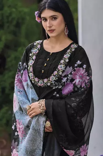 Floral Embroidered Thread Work Pure Cotton Straight Kurta With Trouser And Dupatta