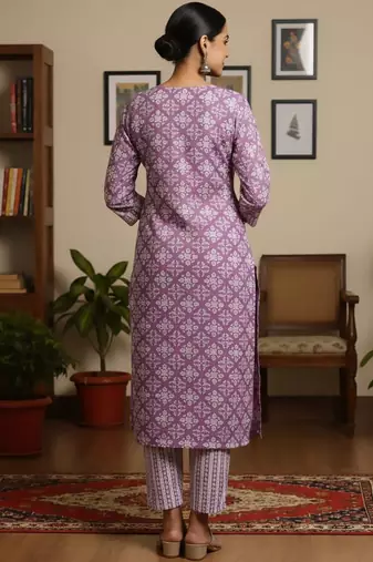 Ethnic Motifs Printed Square Neck Straight Kurta With Trousers & Dupatta