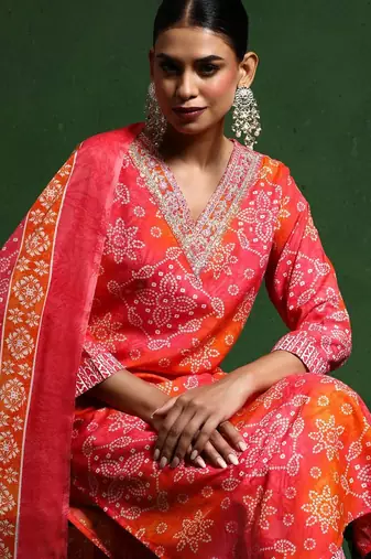 Bandhani Printed V-Neck Kurta With Trouser & Dupatta