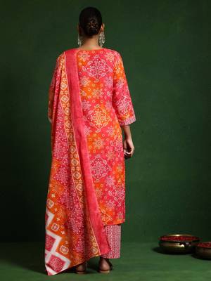 Bandhani Printed V-Neck Kurta With Trouser & Dupatta 5