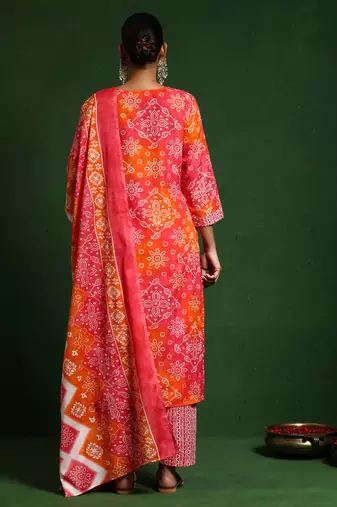 Bandhani Printed V-Neck Kurta With Trouser & Dupatta