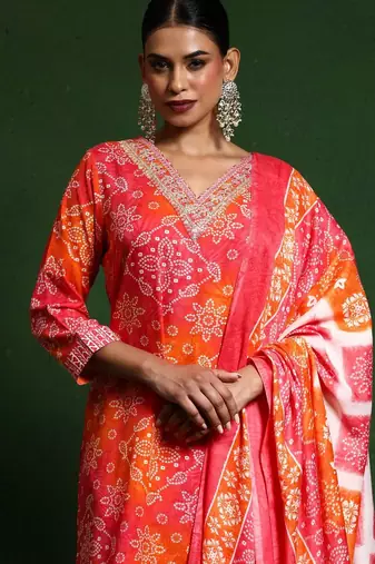 Bandhani Printed V-Neck Kurta With Trouser & Dupatta