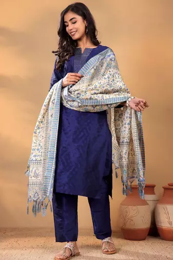Women Regular Kurta with Trousers