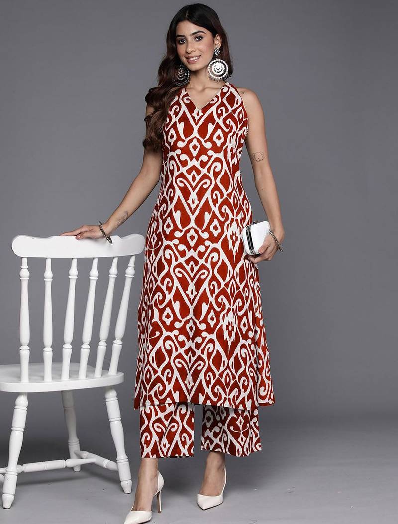 Ethnic Motifs Printed V-Neck Sleeveless Regular Pure Cotton Kurta With Palazzo