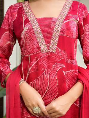 V-Neck Thread & Sequins Embellished Straight Kurta With Trouser & Chiffon Dupatta 2