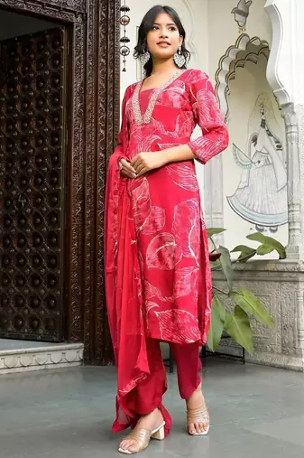 V-Neck Thread & Sequins Embellished Straight Kurta With Trouser & Chiffon Dupatta