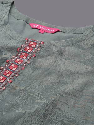 Floral Printed Thread Work Straight Kurta With Trouser & Dupatta 2