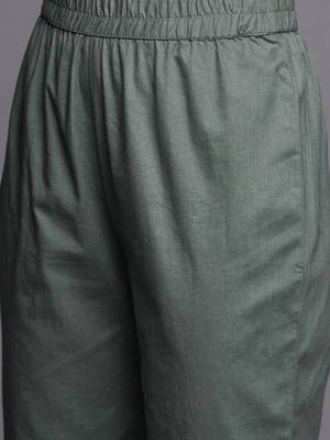 Floral Printed Thread Work Straight Kurta With Trouser & Dupatta 3
