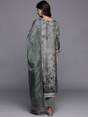 Floral Printed Thread Work Straight Kurta With Trouser & Dupatta 6