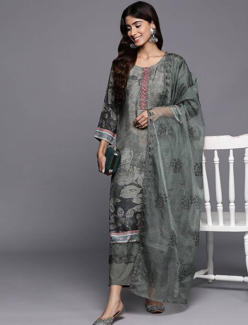 Floral Printed Thread Work Straight Kurta With Trouser & Dupatta