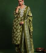 Floral Printed V-Neck Straight Kurta With Trousers And Dupatta