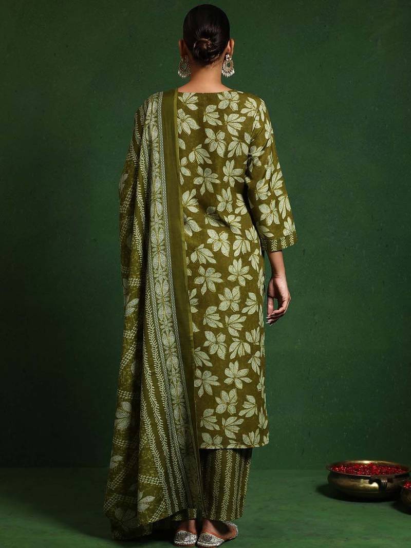 Floral Printed V-Neck Straight Kurta With Trousers And Dupatta