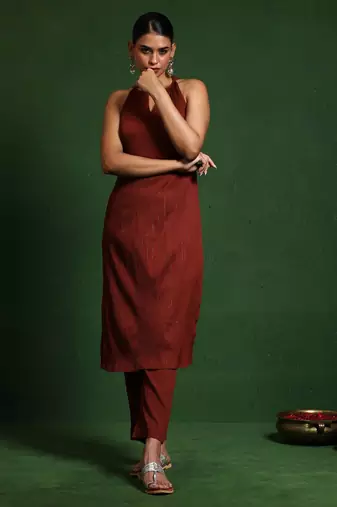 Women Regular Silk Crepe Fusion Kurta with Trousers