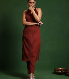 Women Regular Silk Crepe Fusion Kurta with Trousers