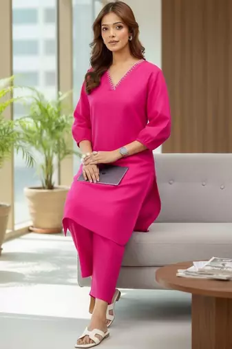 Women Dyed Regular Thread Work Kurta with Trousers
