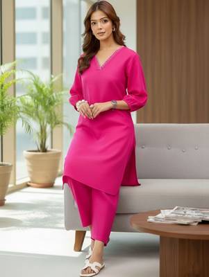 Women Dyed Regular Thread Work Kurta with Trousers 6