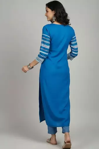 Women Ethnic Motifs Regular Thread Work Kurta with Trousers