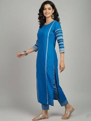 Women Ethnic Motifs Regular Thread Work Kurta with Trousers 5