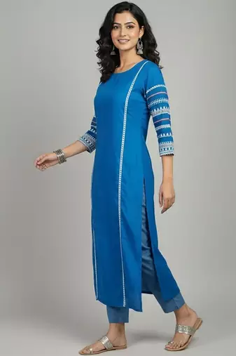 Women Ethnic Motifs Regular Thread Work Kurta with Trousers