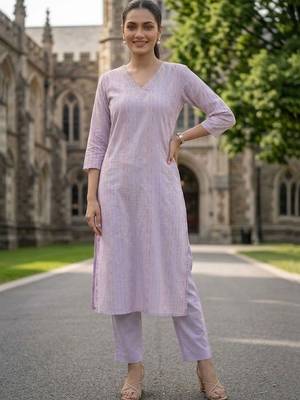 Women Ethnic Motifs Printed Regular Beads and Stones Kurta with Trousers 5
