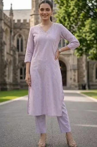 Women Ethnic Motifs Printed Regular Beads and Stones Kurta with Trousers
