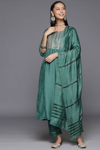 Women Ethnic Motifs Embroidered Sequinned Kurta with Trousers & With Dupatta