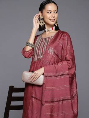 Women Yoke Design Sequinned Kurta with Trousers & With Dupatta 2