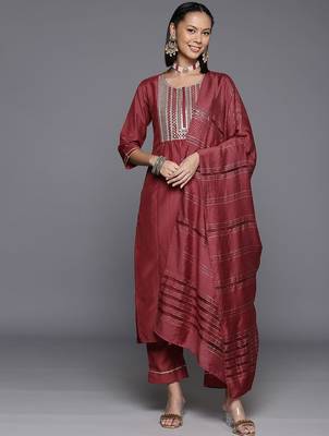 Women Yoke Design Sequinned Kurta with Trousers & With Dupatta 1