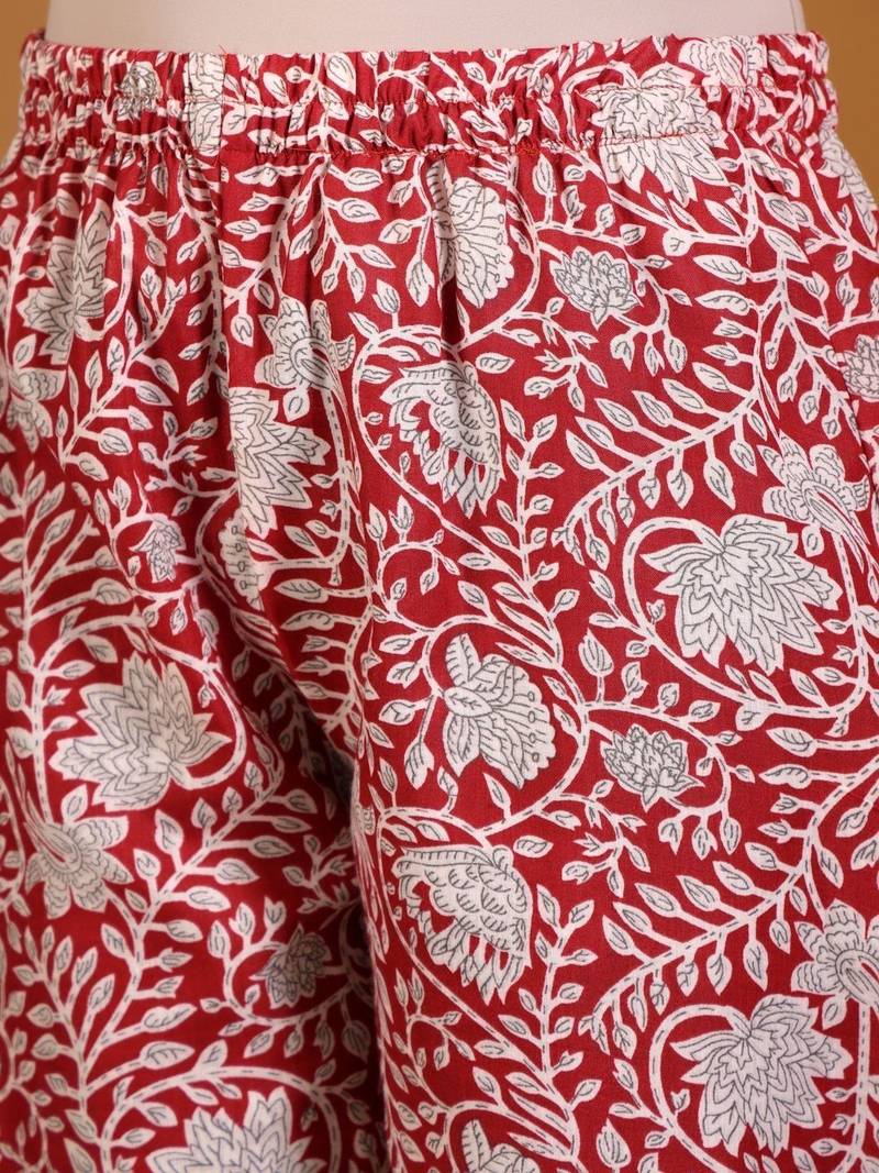 Women Floral Printed Regular Kurta with Trousers & With Dupatta