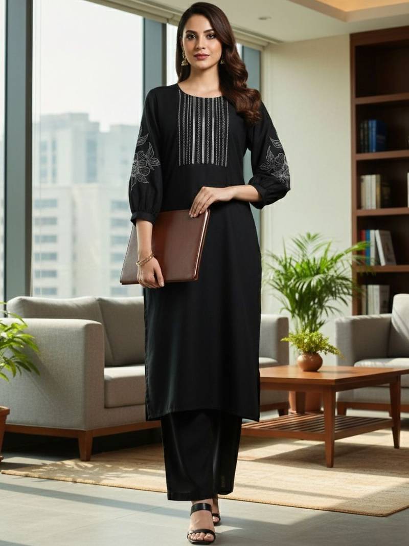 Women Ethnic Motifs Embroidered Regular Thread Work Kurta with Palazzos