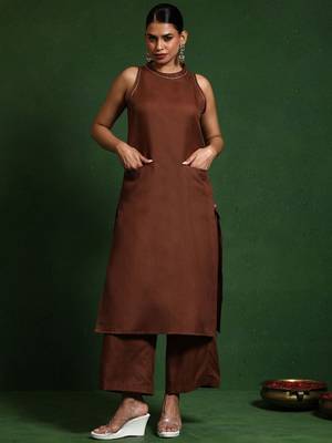 Women Solid Kurta with Palazzos 1