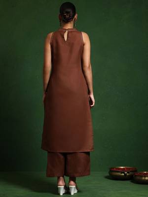 Women Solid Kurta with Palazzos 5